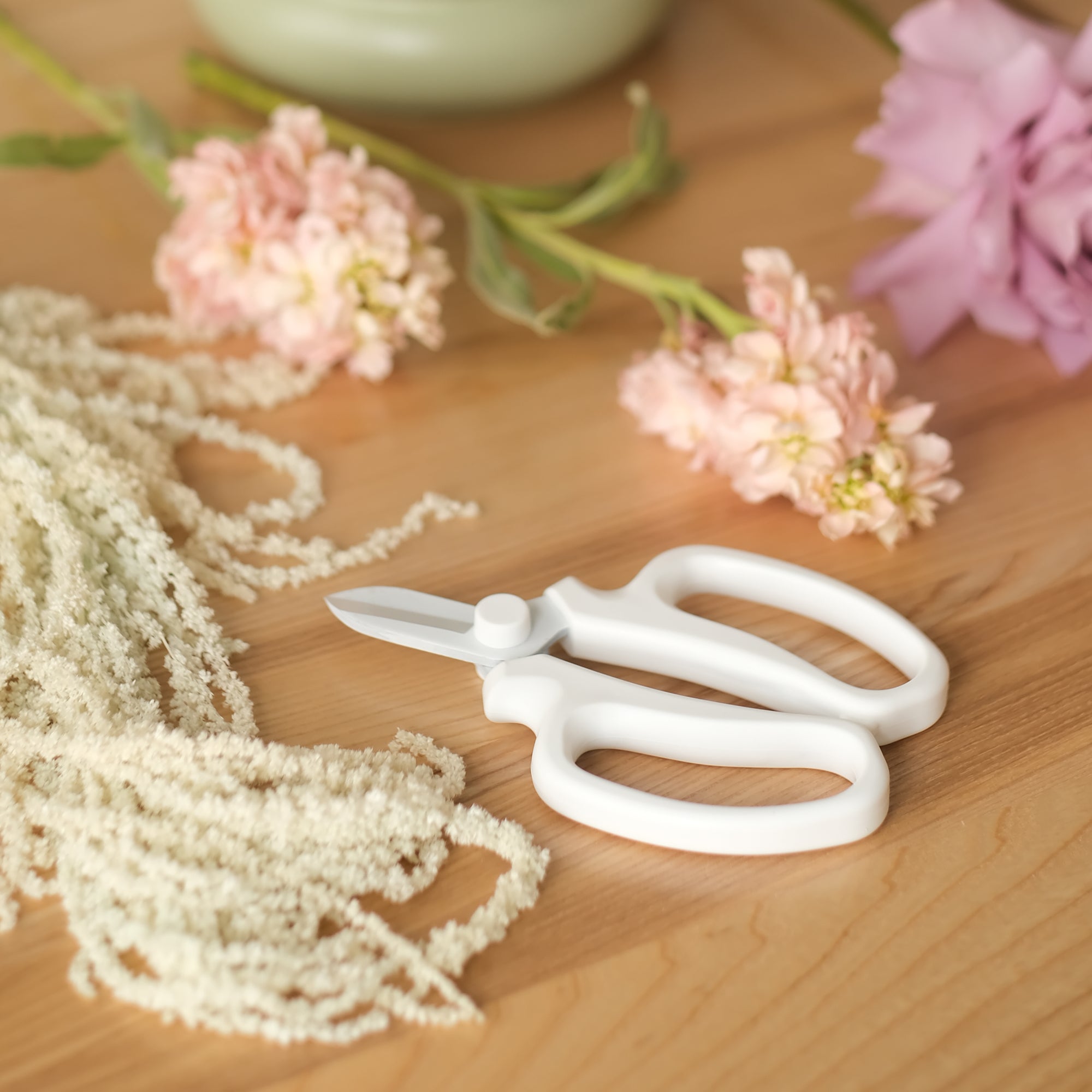 Camilia Flower Snip
