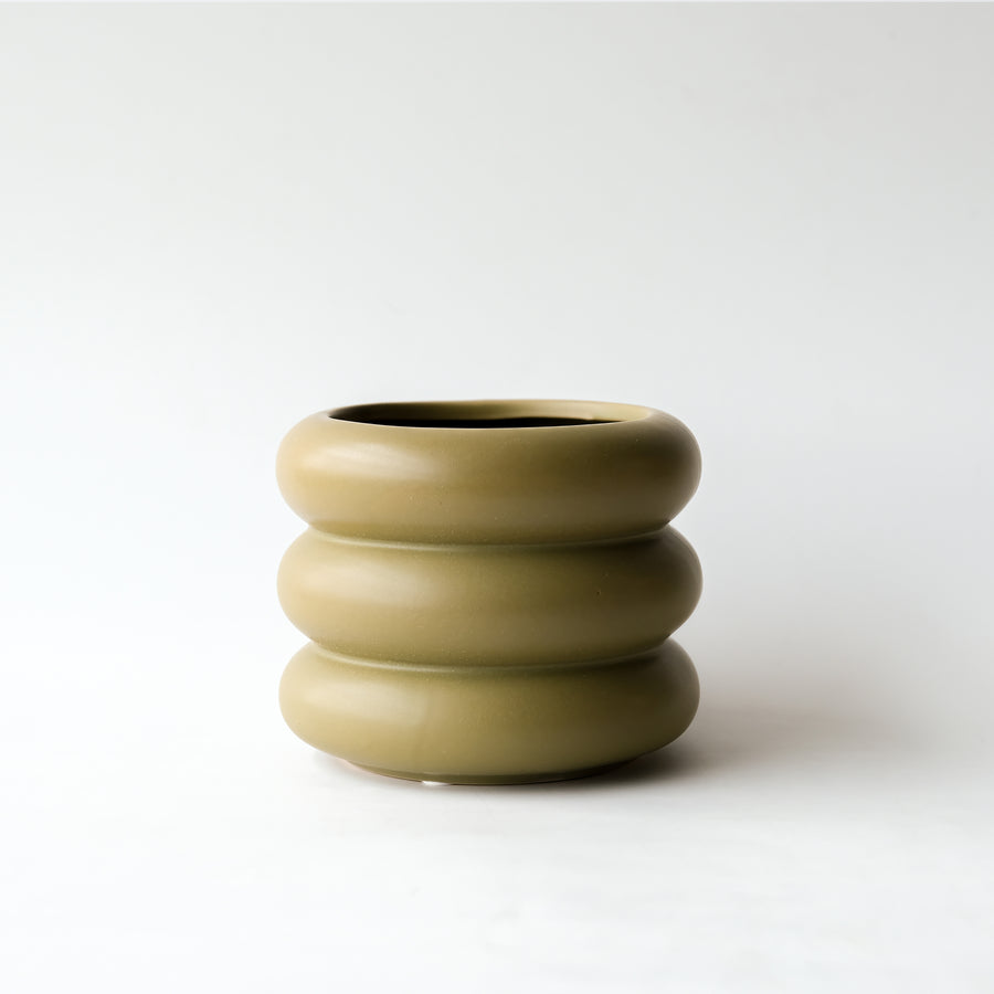 Camilia Supply Circular Ceramic Pot