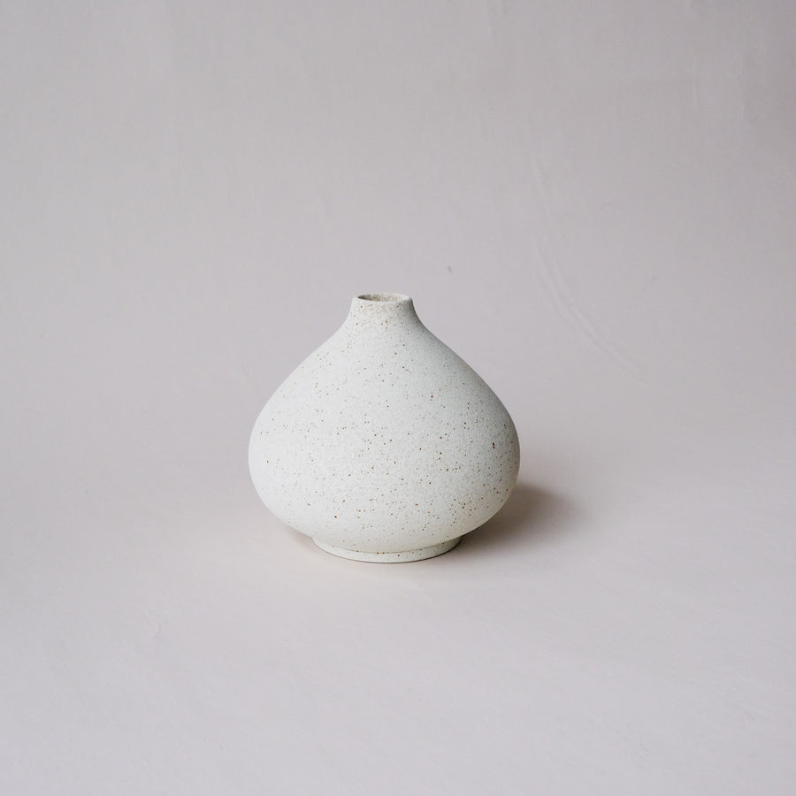 Camilia Supply Natural Color Ceramic Bud Vase
